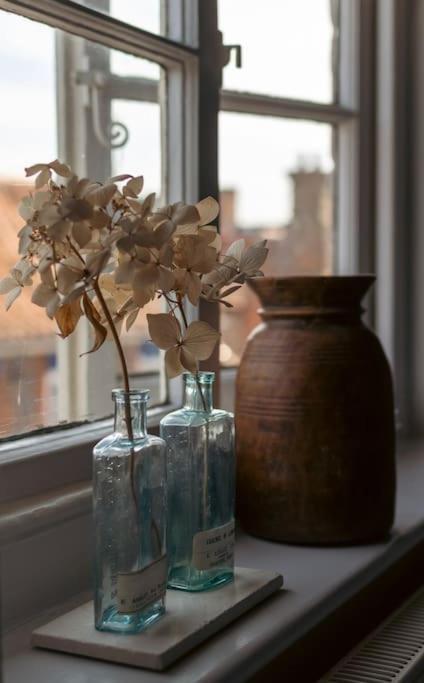 Sarah'S - A Townhouse Apartment In Georgian Holt ホルト エクステリア 写真