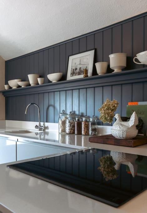 Sarah'S - A Townhouse Apartment In Georgian Holt ホルト エクステリア 写真