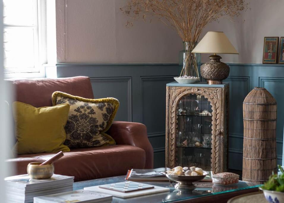 Sarah'S - A Townhouse Apartment In Georgian Holt ホルト エクステリア 写真